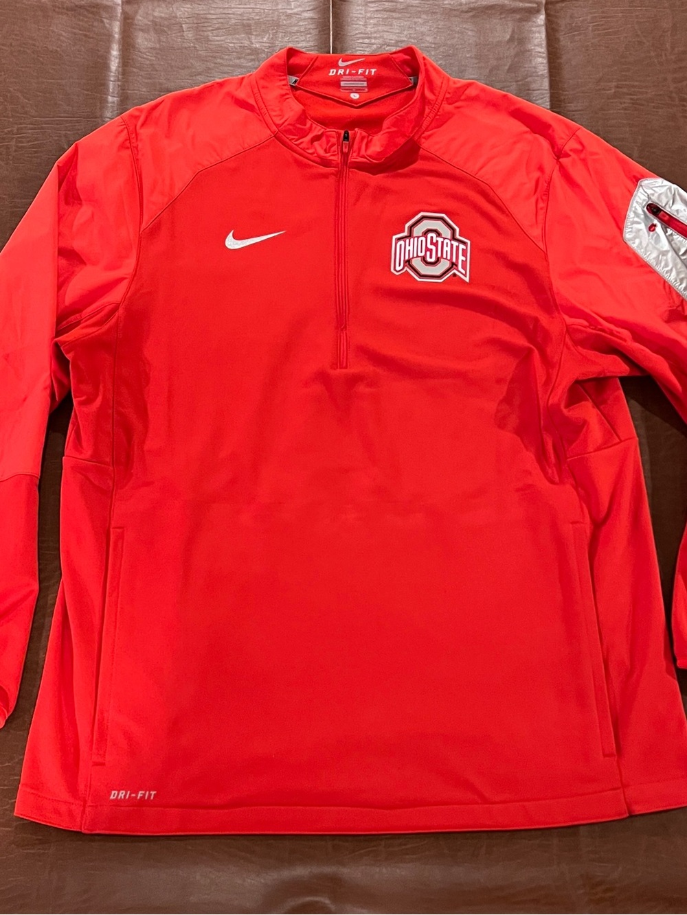 Nike DRI-Fit Ohio State Buckeyes 1/4 Zip Pullover Activewear Top - Size Large